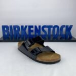 BIRKENSTOCK ARIZONA BS - PATENT BLACK (1005292) – Image 2