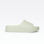 PEAK SLIPPERS - Lt.Khaki – Image 3