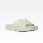 PEAK SLIPPERS - Lt.Khaki – Image 4