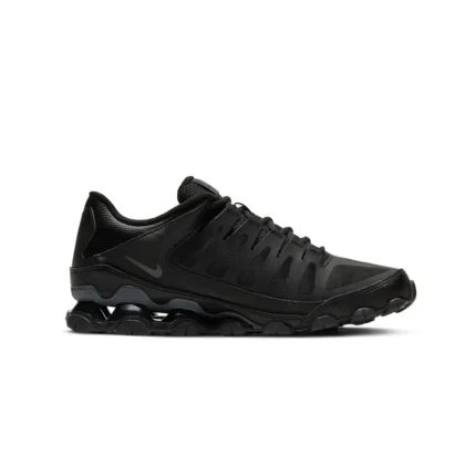 Nike - Men's Reax 8 TR Mesh Shoes