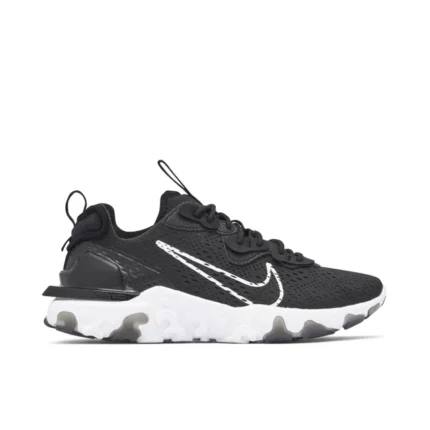 NIKE REACT VISION