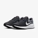 Nike Revolution 7 – Image 4