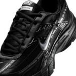 CHAUSSURES NIKE INITIATOR POUR HOMME BLACK/METALLIC SILVER-BLACK – Image 3