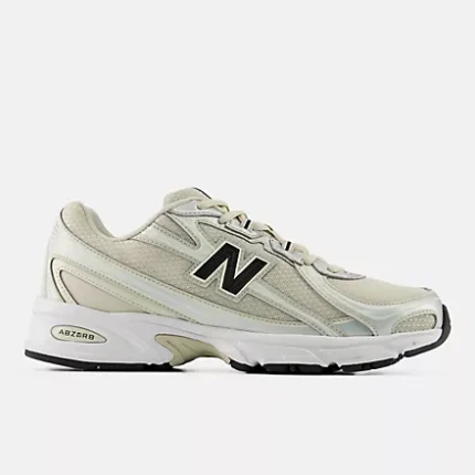 NEW BALANCE 740
