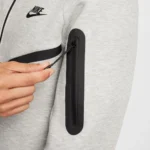 ENSEMBLE NIKE TECH ZIP-UP HOODIE – Image 7