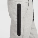 ENSEMBLE NIKE TECH ZIP-UP HOODIE – Image 5