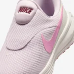 Nike Revolution 8 EasyOn – Image 3